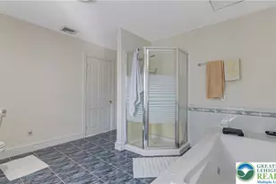205 W Broad St, Bethlehem City, PA 18018 - Photo 32