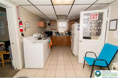 1009 S 4th Street, Allentown City, PA 18103 - Photo 12