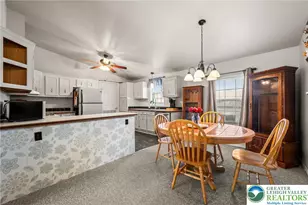 328 Ashford Ln, Hereford Twp, PA 18056 - Photo 10