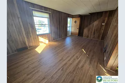 1842 17th Street SW, Allentown City, PA 18103 - Photo 2