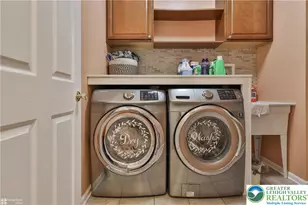 2421 S Wood St, Allentown City, PA 18103 - Photo 18