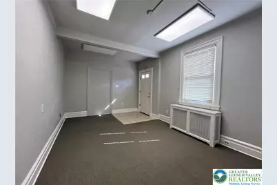 49 Center Street #102, Nazareth, PA 18064 - Photo 6