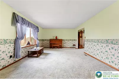 228 Cherry Hill Road, Bushkill Twp, PA 18064 - Photo 8