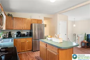 275 Estate Dr, Price Twp, PA 18302 - Photo 12