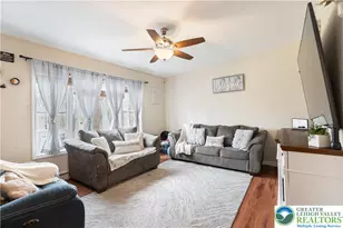 275 Estate Dr, Price Twp, PA 18302 - Photo 6