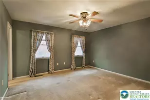 1110 Greenbriar Ln, North Whitehall Twp, PA 18059 - Photo 14