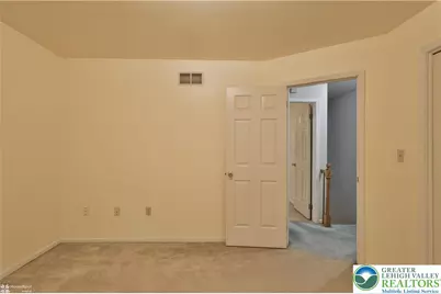 1110 Greenbriar Lane, North Whitehall Twp, PA 18059 - Photo 20