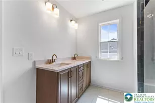 3242 Sterner Rd, Upper Nazareth, PA 18064 - Photo 10