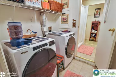 121 Woodcrest Circle, Allentown City, PA 18103 - Photo 52