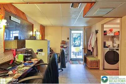 121 Woodcrest Circle, Allentown City, PA 18103 - Photo 48