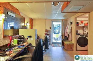 121 Woodcrest Cir, Allentown City, PA 18103 - Photo 48