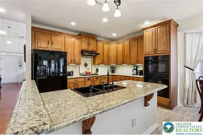 1897 Alexander Drive, Lower Macungie Twp, PA 18062 - Photo 8