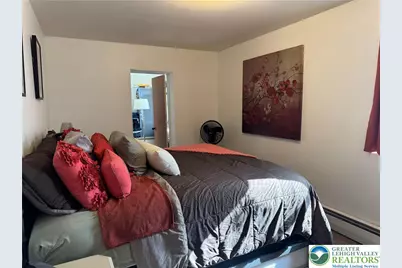 409 Warner Drive, Chestnuthill Twp, PA 18353 - Photo 4