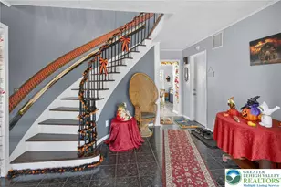 58 E Lafayette Pl, Wilkes Barre, PA 18702 - Photo 6