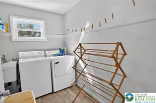 58 E Lafayette Pl, Wilkes Barre, PA 18702 - Photo 40