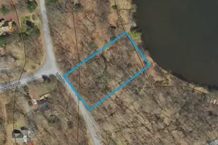 2747 Lake Dr, Pocono Twp, PA 18332 - Photo 4