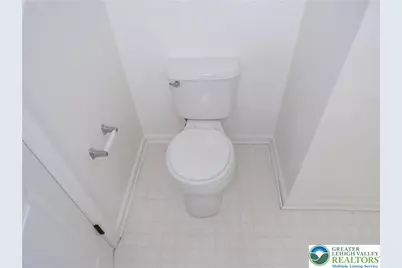 7721 S Cross Creek Circle, Upper Macungie Township, PA 18031 - Photo 18