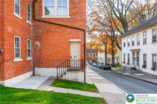 426 Heckewelder Pl, Bethlehem City, PA 18018 - Photo 4