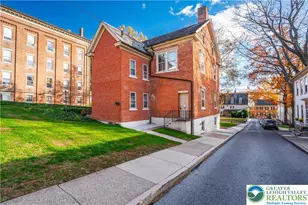 426 Heckewelder Pl, Bethlehem City, PA 18018 - Photo 10