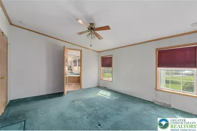 183 Greenbriar Drive S, East Allen Township, PA 18014 - Photo 40