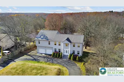 798 Sullivan Trail, Tobyhanna Twp, PA 18355 - Photo 2