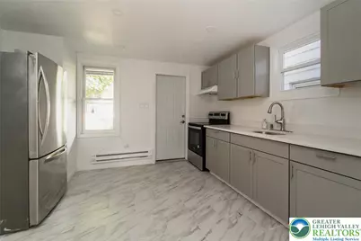 306 W Kline Avenue, Lansford Boro, PA 18232 - Photo 6