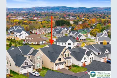 1805 Franklin Way, South Whitehall Twp, PA 18104 - Photo 2