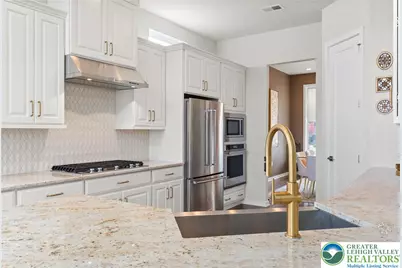 1805 Franklin Way, South Whitehall Twp, PA 18104 - Photo 12