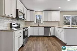 31 Orange Ln, Penn Forrest, PA 18229 - Photo 18