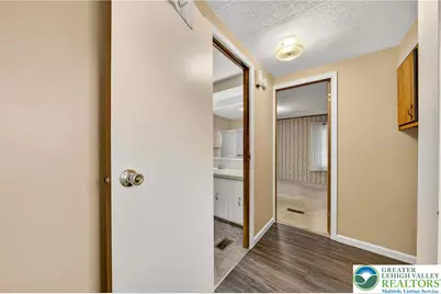 12 Revolutionary Road, Upper Mt Bethel Twp, PA 18343 - Photo 18