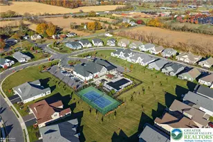 3871 Victors Way, Easton, PA 18045 - Photo 4