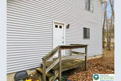 127 Eliot Lane, Penn Forrest, PA 18210 - Photo 8