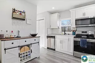 503 Mountain Top Ln, Salisbury Township, PA 18103 - Photo 14