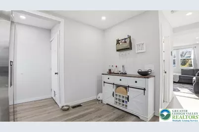 503 Mountain Top Lane, Salisbury Township, PA 18103 - Photo 6