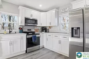 503 Mountain Top Ln, Salisbury Township, PA 18103 - Photo 12