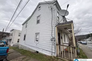 175 Orwigsburg St, Tamaqua, PA 18252 - Photo 2