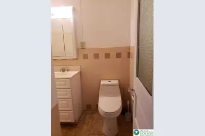 915 S Front Street #2, Allentown City, PA 18103 - Photo 4