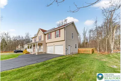 2711 Oak View Lane, Coolbaugh Twp, PA 18466 - Photo 2