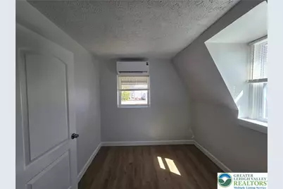 1731 W 8th Street, Plainfield Township, PA 18091 - Photo 8