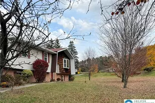 4266 Chestnut Dr, Lehigh Township, PA 18088 - Photo 4