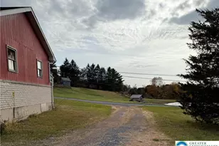 4266 Chestnut Dr, Lehigh Township, PA 18088 - Photo 44