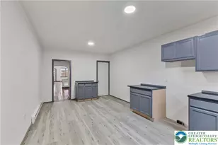 25 W Coal St, Shenandoah, PA 17976 - Photo 14