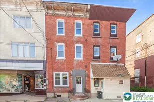 25 W Coal St, Shenandoah, PA 17976 - Photo 1