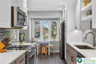 415 Carver Dr, Bethlehem City, PA 18017 - Photo 10