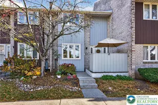 415 Carver Dr, Bethlehem City, PA 18017 - Photo 2