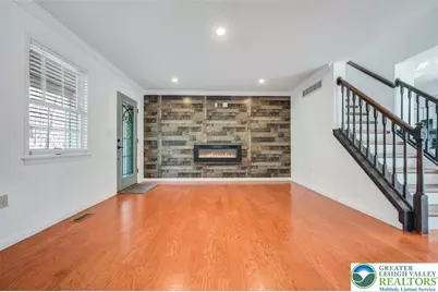 205 Regent Street, Bushkill, PA 18324 - Photo 8