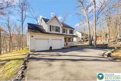 205 Regent Street, Lehman Twp, PA 18324 - Photo 2