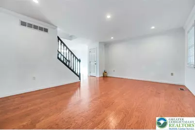 205 Regent Street, Bushkill, PA 18324 - Photo 10