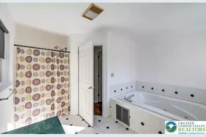 205 Regent Street, Bushkill, PA 18324 - Photo 40