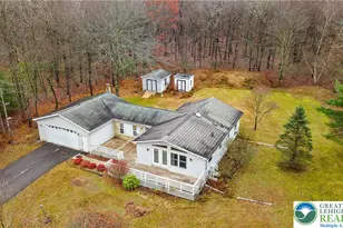 131 Cold Spring Dr, Penn Forrest, PA 18229 - Photo 2